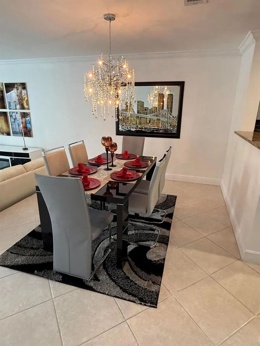 12394 Westhampton Circle Wellington, FL 33414