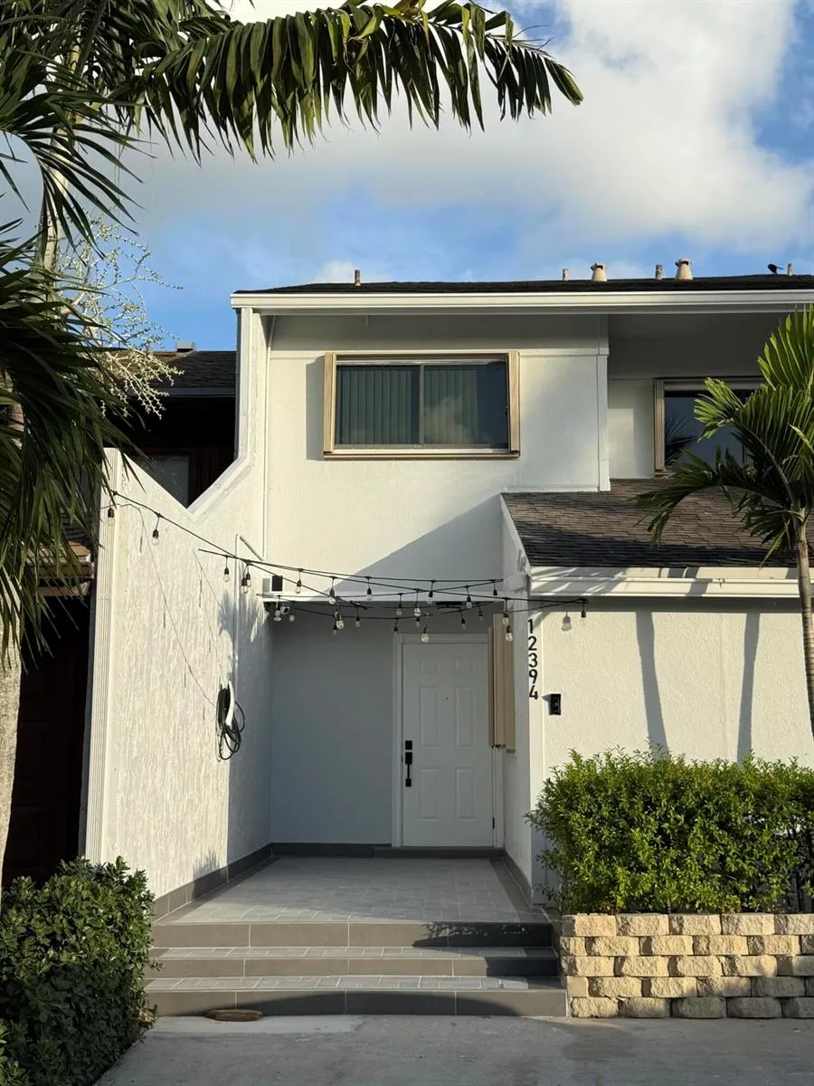 12394 Westhampton Circle Wellington, FL 33414