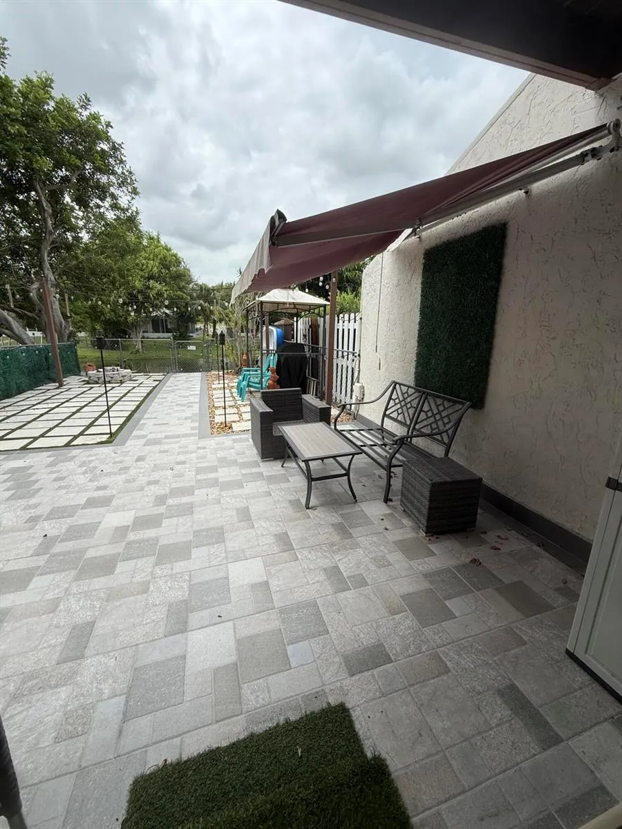 12394 Westhampton Circle Wellington, FL 33414