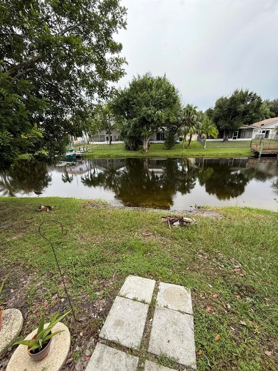 12394 Westhampton Circle Wellington, FL 33414