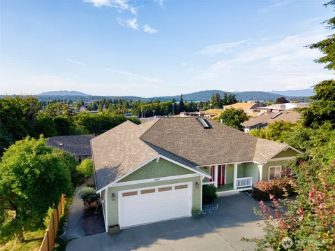 1810 Island View Place