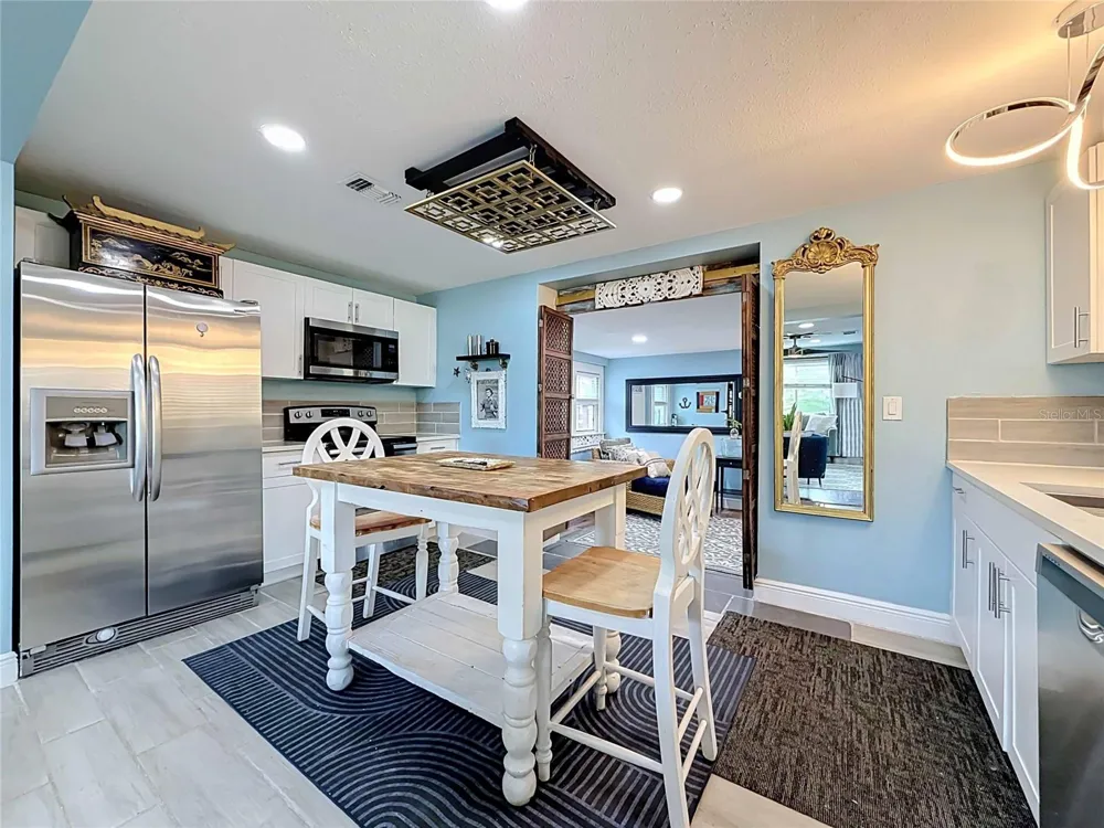 4831 FAIRFIELD AVENUE S St Petersburg, FL 33711