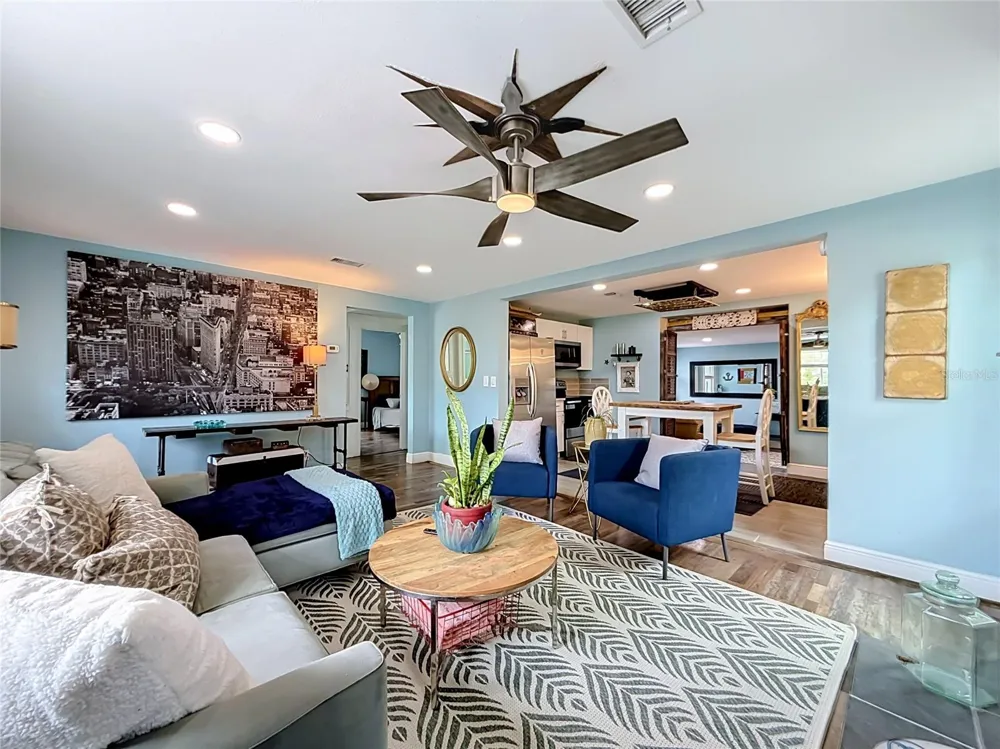 4831 FAIRFIELD AVENUE S St Petersburg, FL 33711