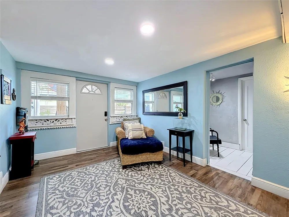 4831 FAIRFIELD AVENUE S St Petersburg, FL 33711