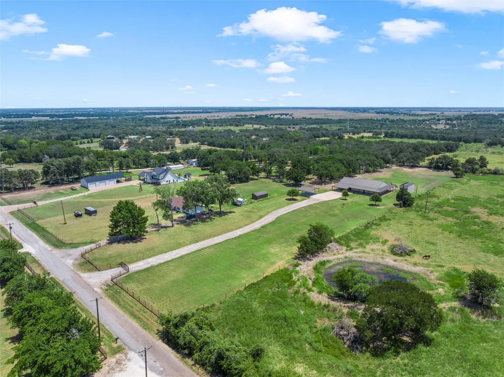 225 County Road 423 Lorena, TX 76655