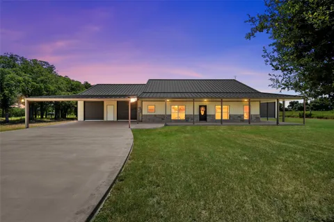 225 County Road 423
