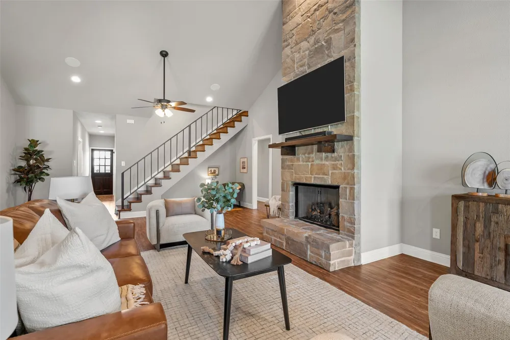 225 County Road 423 Lorena, TX 76655
