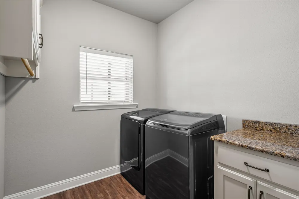 225 County Road 423 Lorena, TX 76655