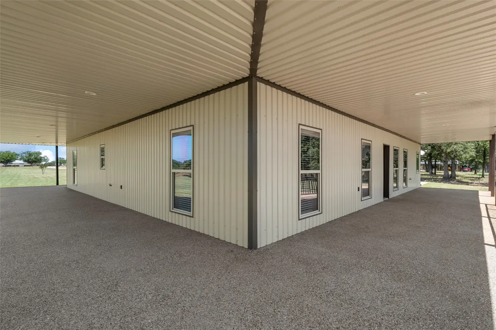 225 County Road 423 Lorena, TX 76655