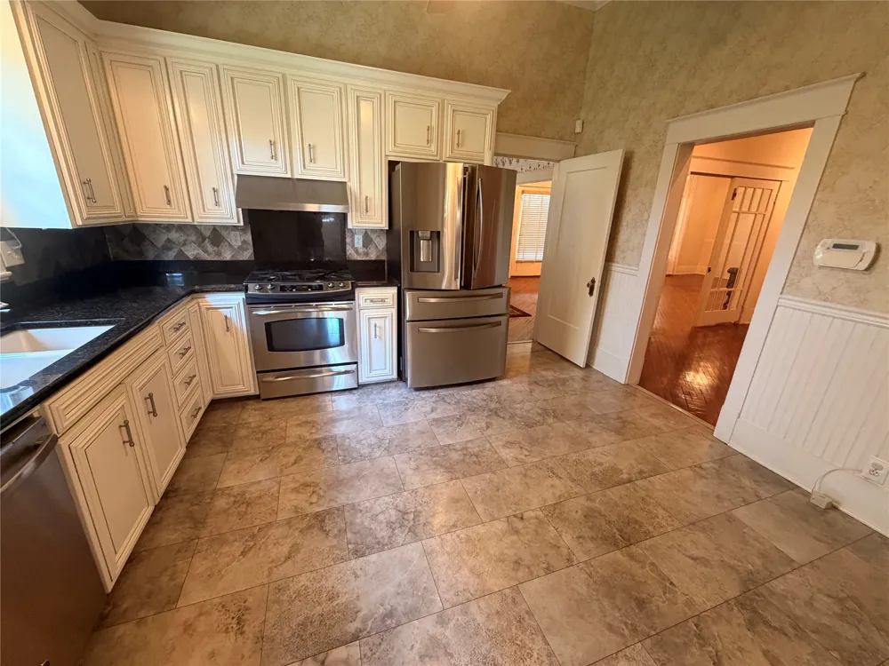 605 S Seaman Street Eastland, TX 76448