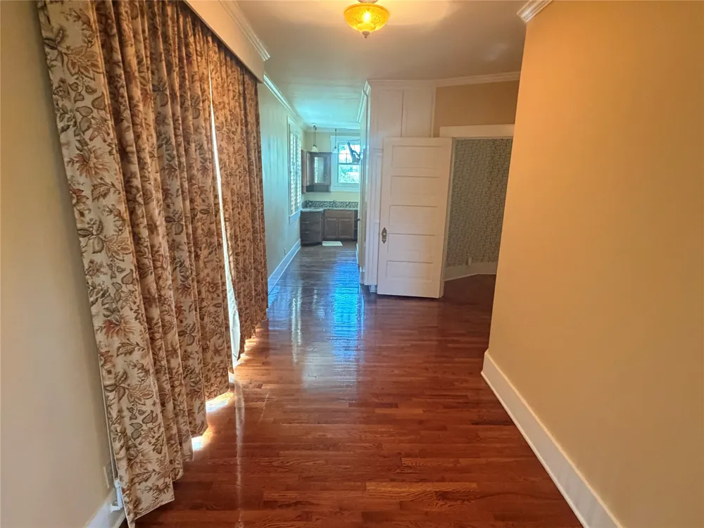 605 S Seaman Street Eastland, TX 76448