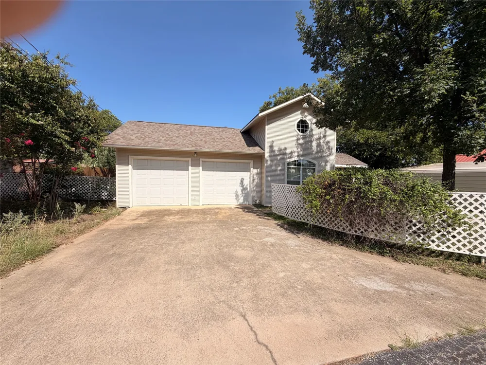 605 S Seaman Street Eastland, TX 76448