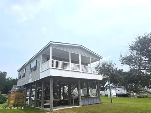 55 Memory Lane NE