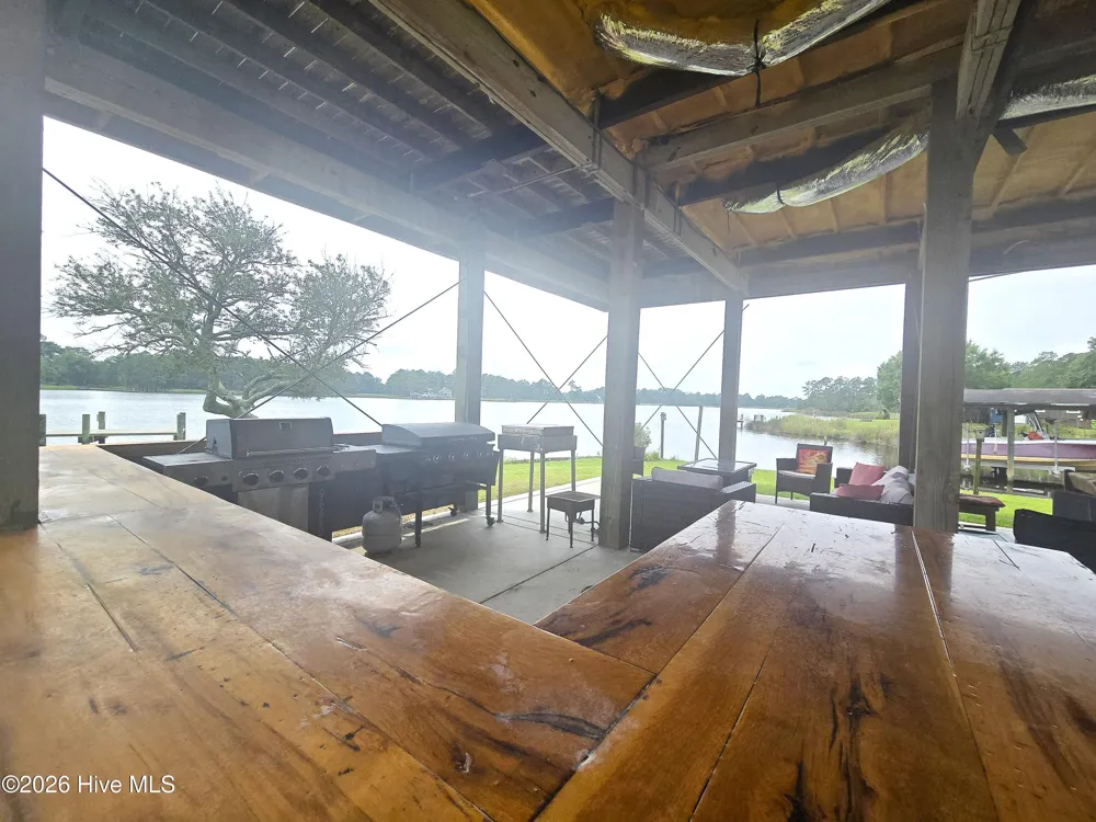 55 Memory Lane NE Oriental, NC 28571