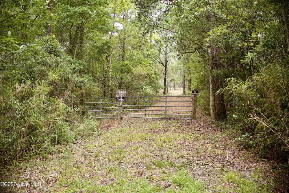 385 Sand Ridge Road New Bern, NC 28560