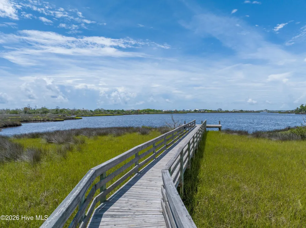 286 Marsh Haven Drive Sneads Ferry, NC 28460