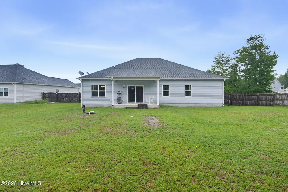 286 Marsh Haven Drive Sneads Ferry, NC 28460