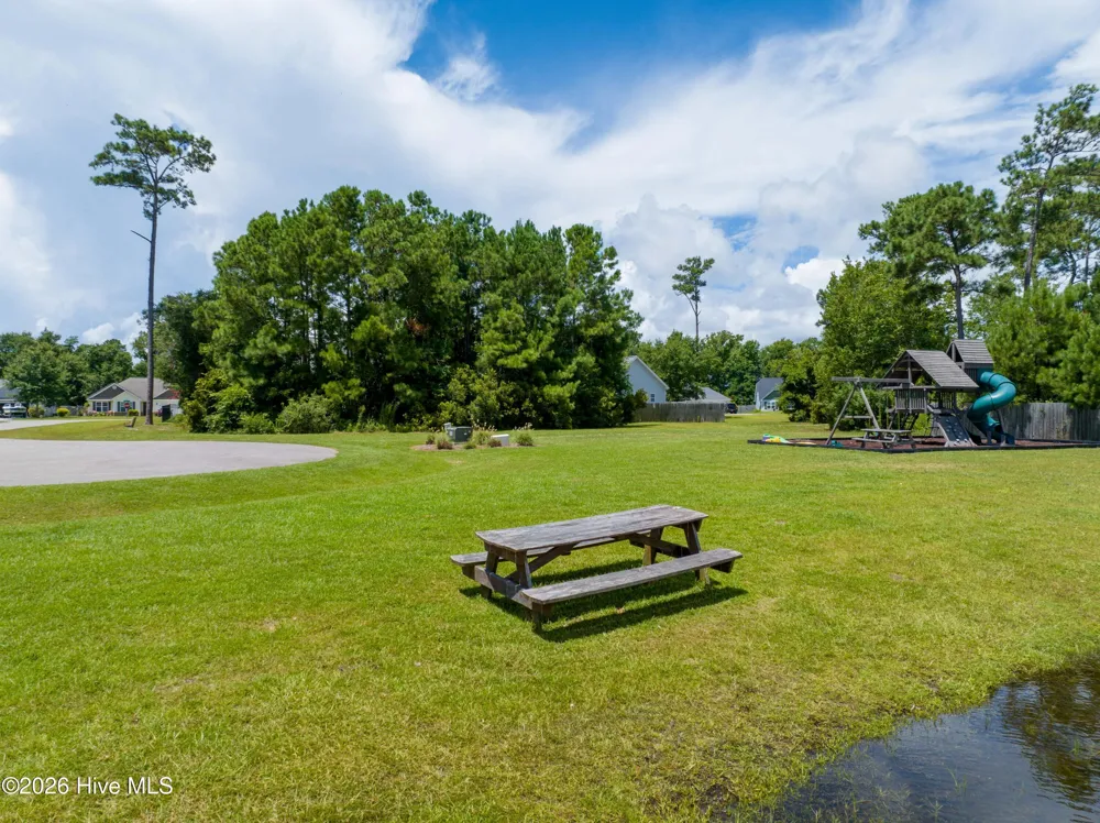 286 Marsh Haven Drive Sneads Ferry, NC 28460