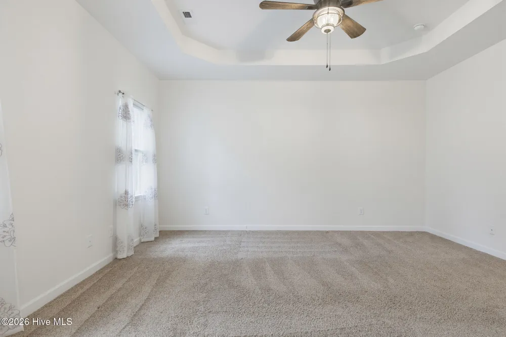 286 Marsh Haven Drive Sneads Ferry, NC 28460