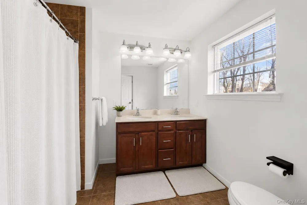 4 Kless Court Middletown, NY 10940