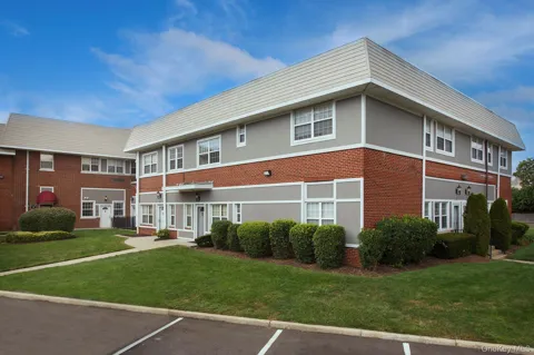 425 Newbridge Road #46