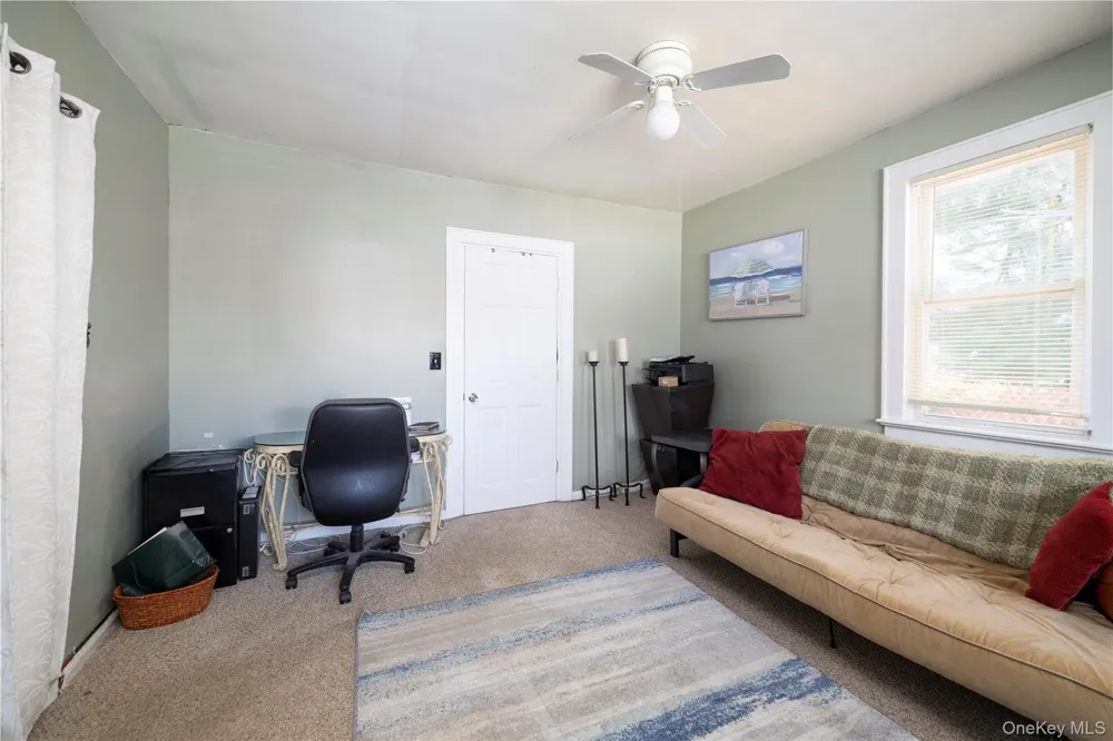 619 S 6th Street Lindenhurst, NY 11757