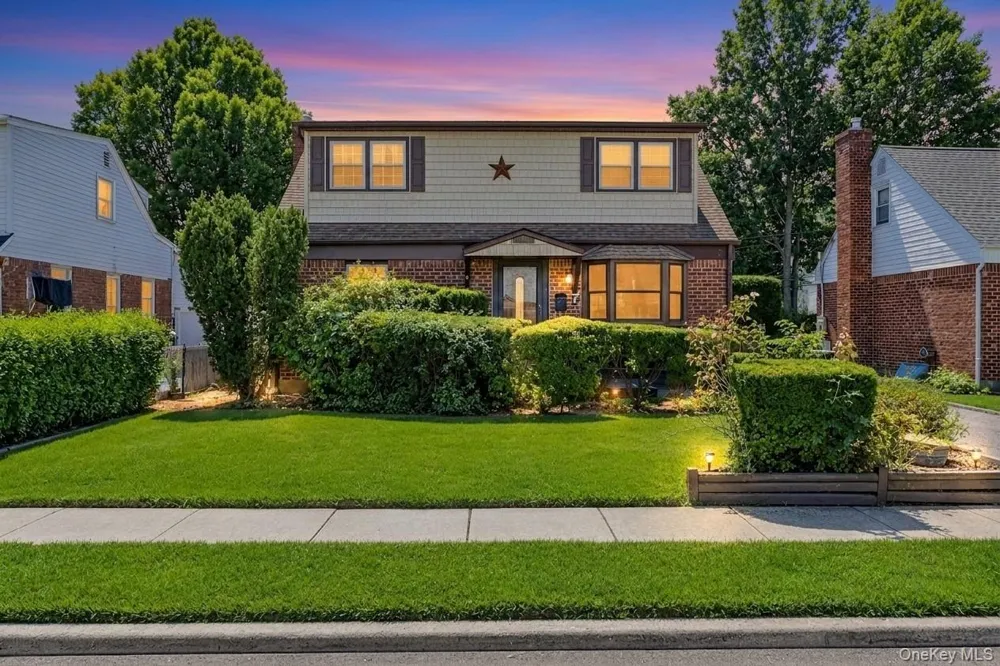 7 Edward Avenue Hicksville, NY 11801