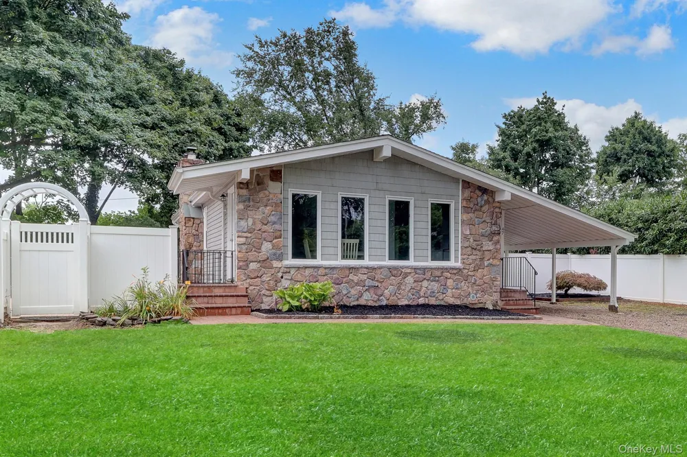 47 Hayrick Lane Commack, NY 11725