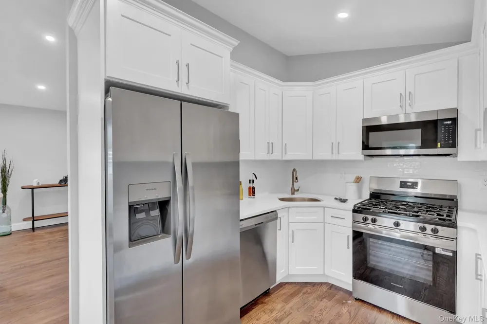 47 Hayrick Lane Commack, NY 11725