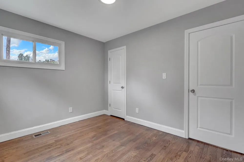 47 Hayrick Lane Commack, NY 11725