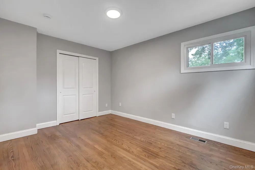 47 Hayrick Lane Commack, NY 11725