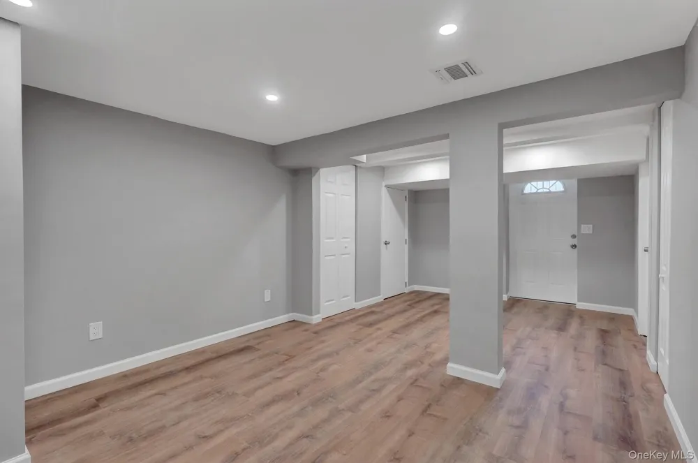 47 Hayrick Lane Commack, NY 11725