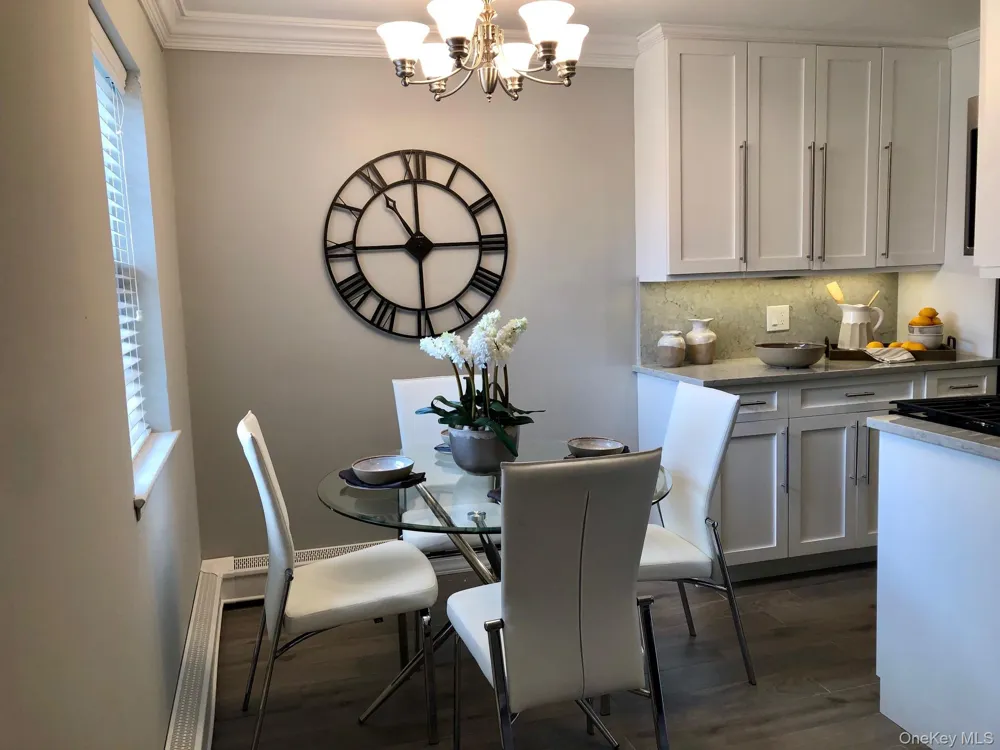 53 OLD OAK LANE #53B Levittown, NY 11756