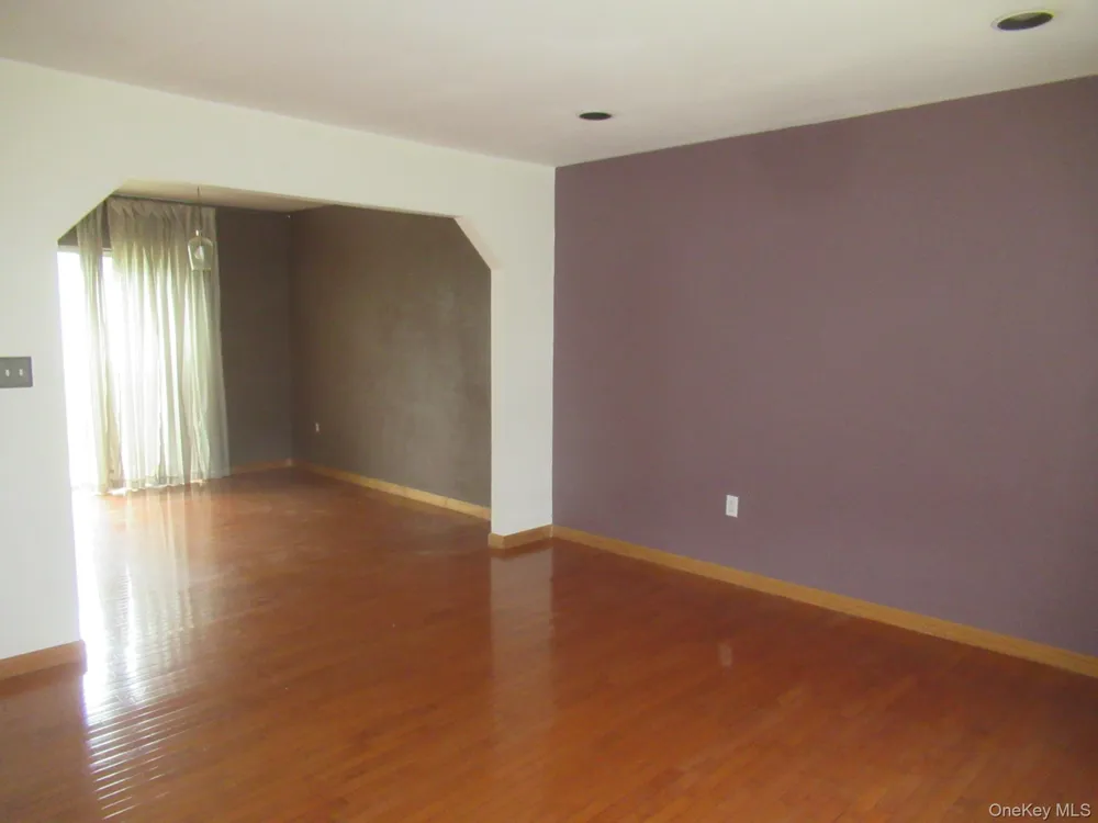 23 Marian Court Warwick, NY 10990