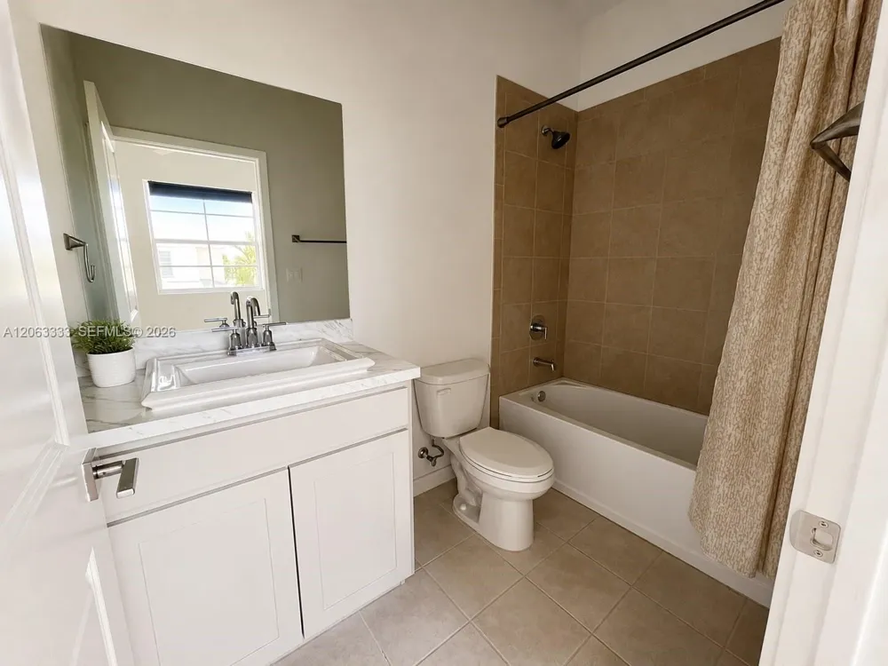 460 NE 4th Ln Florida City, FL 33034