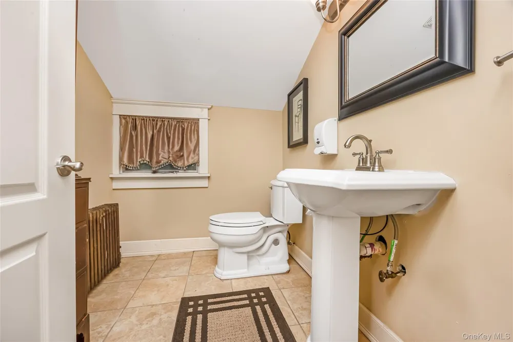 645 Middle Country Road Middle Island, NY 11953