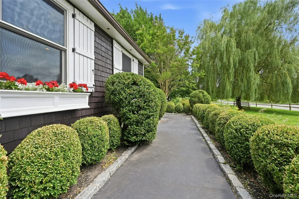 1850 Highland Road Cutchogue, NY 11935