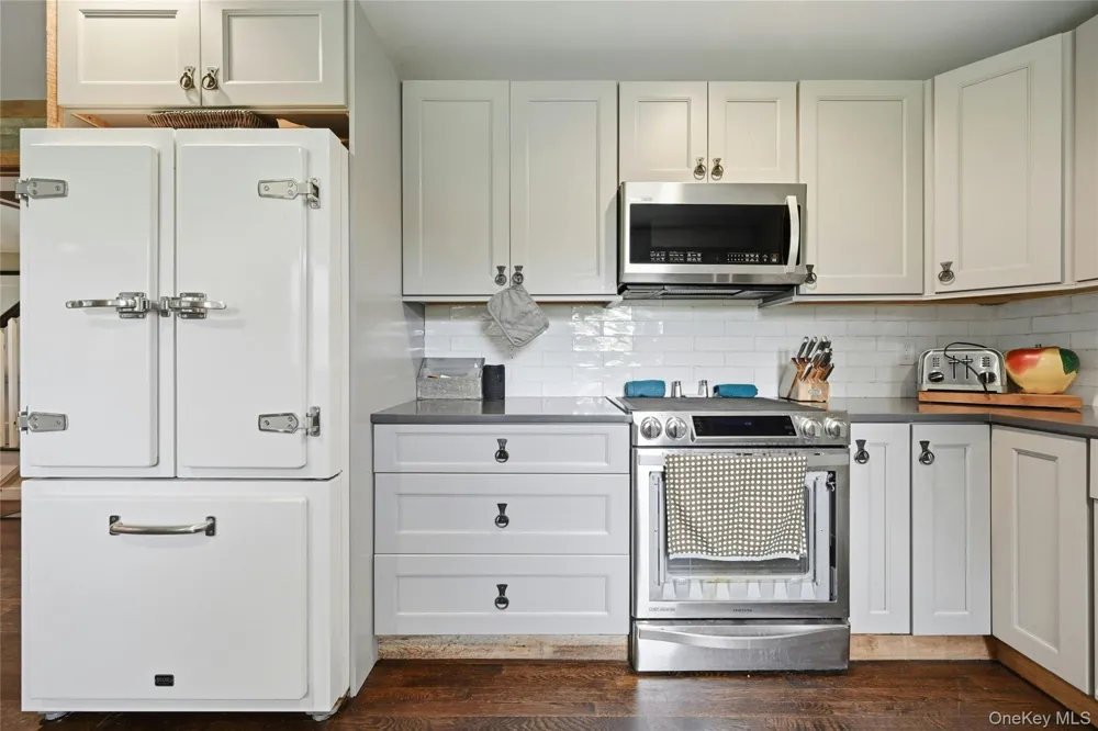 1850 Highland Road Cutchogue, NY 11935
