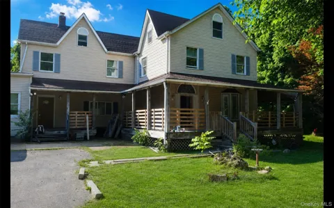 9 Conklin Lane