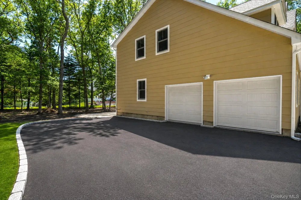 48 S Rt 25A E Route 25A Shoreham, NY 11786