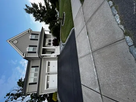 16 Boxwood Road