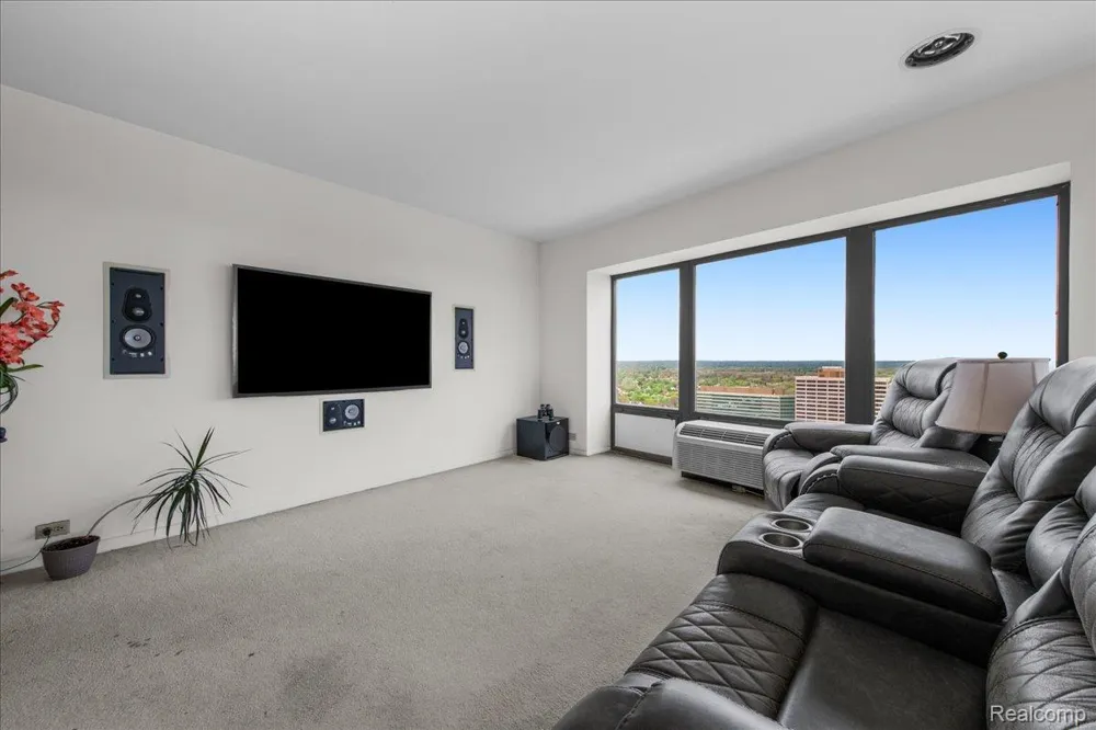 5000 Town Center #3303-3304 Southfield City, MI 48075