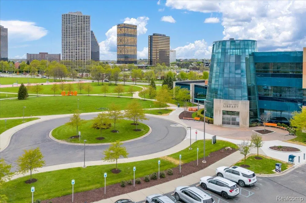 5000 Town Center #3303-3304 Southfield City, MI 48075