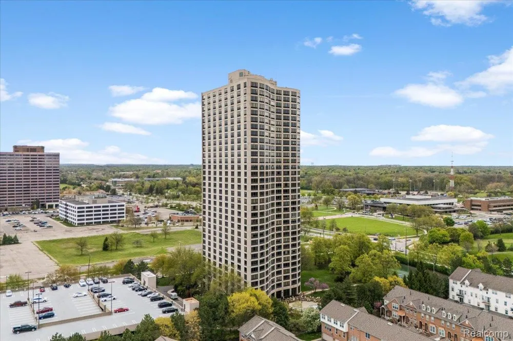 5000 Town Center #3303-3304 Southfield City, MI 48075