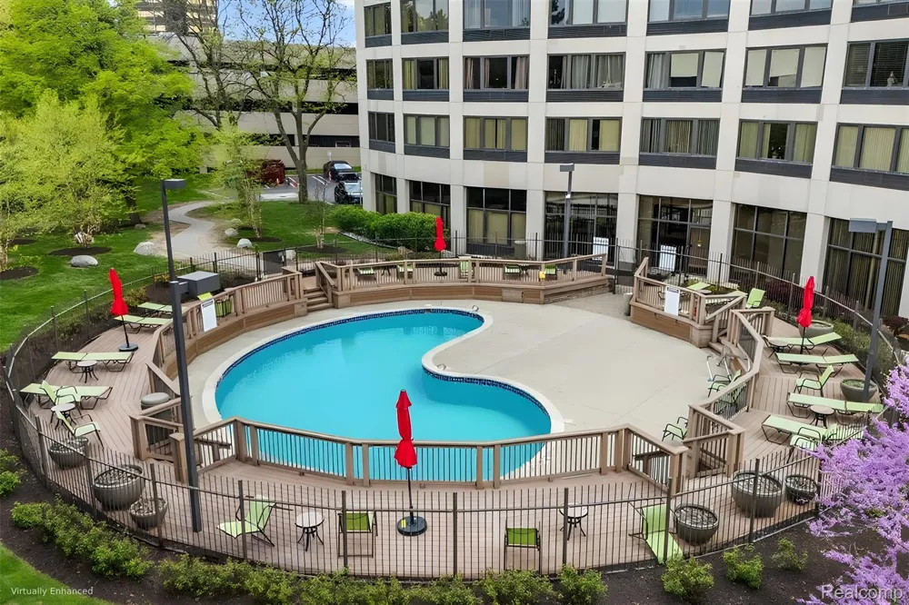 5000 Town Center #3303-3304 Southfield City, MI 48075
