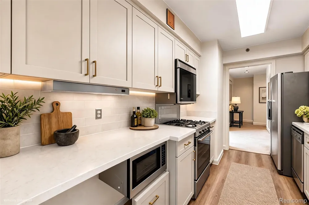 5000 Town Center #3303-3304 Southfield City, MI 48075