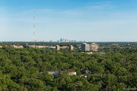 5000 Town Center #3303-3304