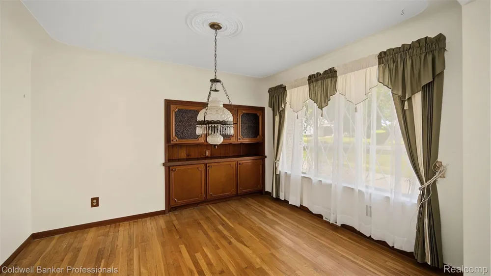 430 Spezia Drive Oxford Charter Township, MI 48371