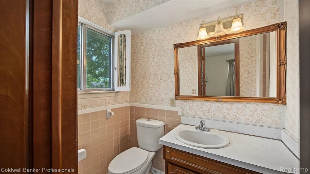 430 Spezia Drive Oxford Charter Township, MI 48371