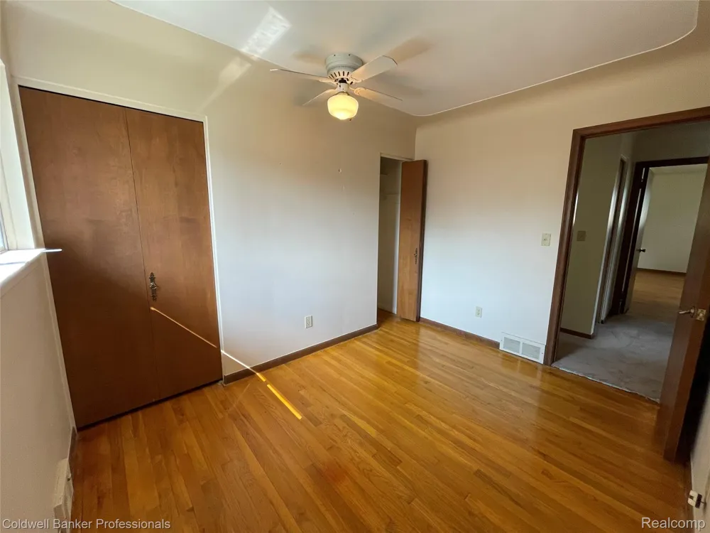 430 Spezia Drive Oxford Charter Township, MI 48371